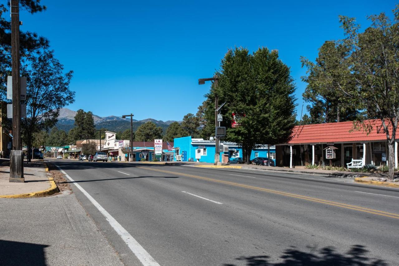 Perfect Cabin, 2 Bedrooms, Fireplace, Midtown, Sleeps 5 Ruidoso Zewnętrze zdjęcie