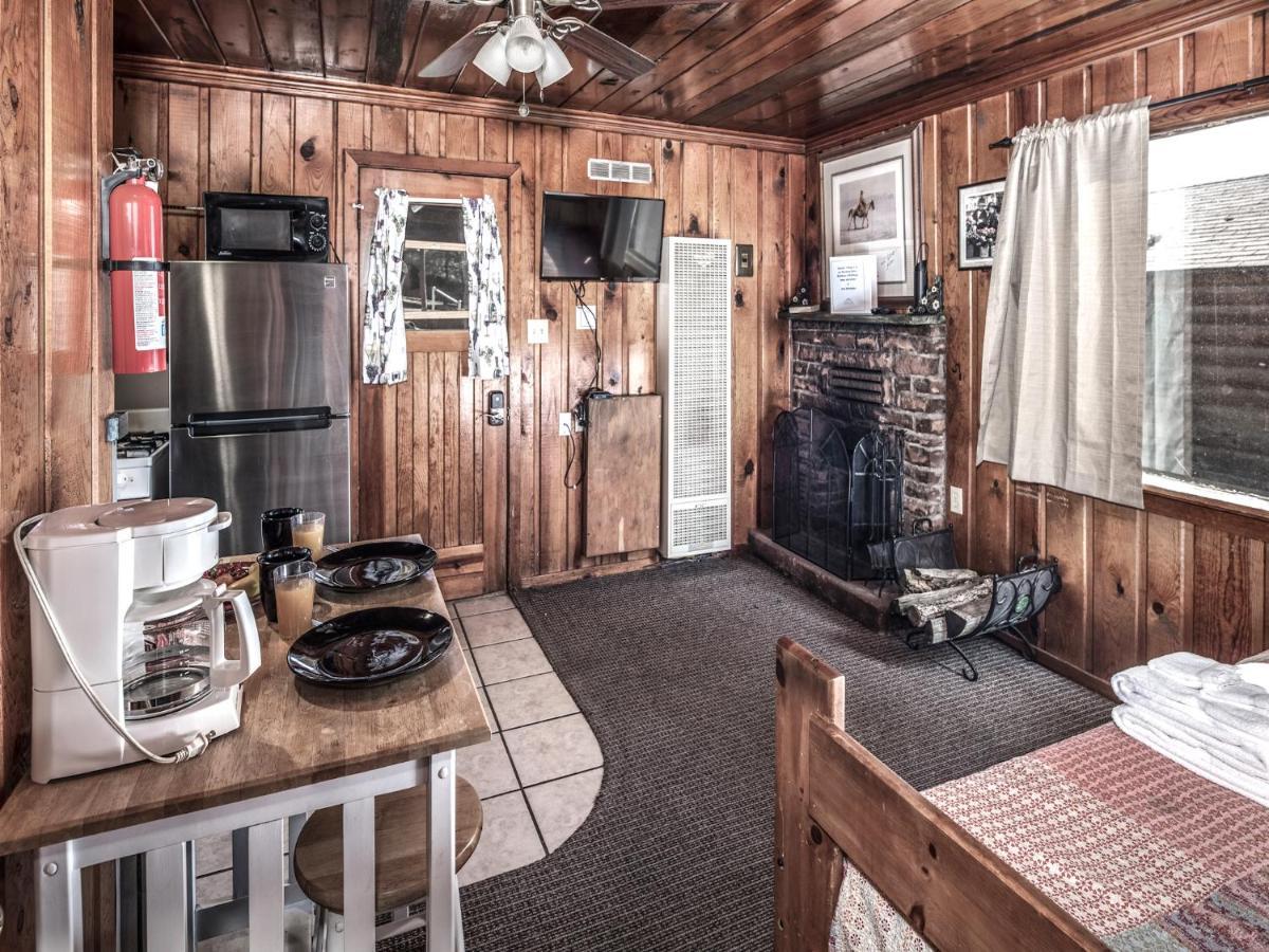 Perfect Cabin, 2 Bedrooms, Fireplace, Midtown, Sleeps 5 Ruidoso Zewnętrze zdjęcie